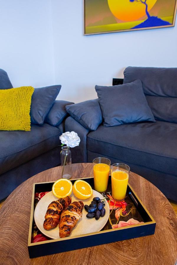 Three Bedroom Apartment With Old Town View - Orlanda'S Apartment Дубровник Екстериор снимка