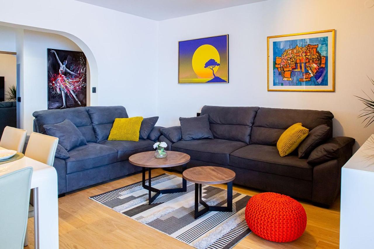 Three Bedroom Apartment With Old Town View - Orlanda'S Apartment Дубровник Екстериор снимка